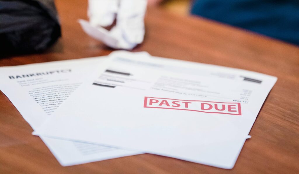 bills that say past due