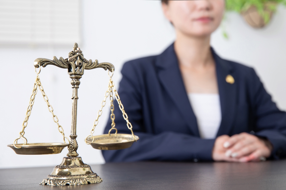 Lawyer Asian Woman (Corporate Lawyer, Law Office), bank loan lawsuit defense in texas